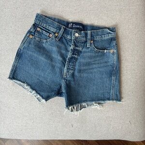 GAP High Rise Cheeky 3” Shorts